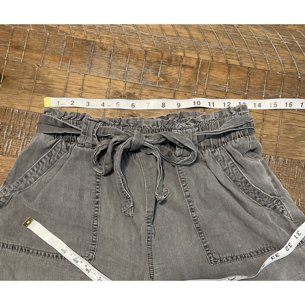 Time & Tru Paper Bag Belted Shorts Elastic Waist Size Small 4-6 Vacation Comfy - Picture 3 of 8